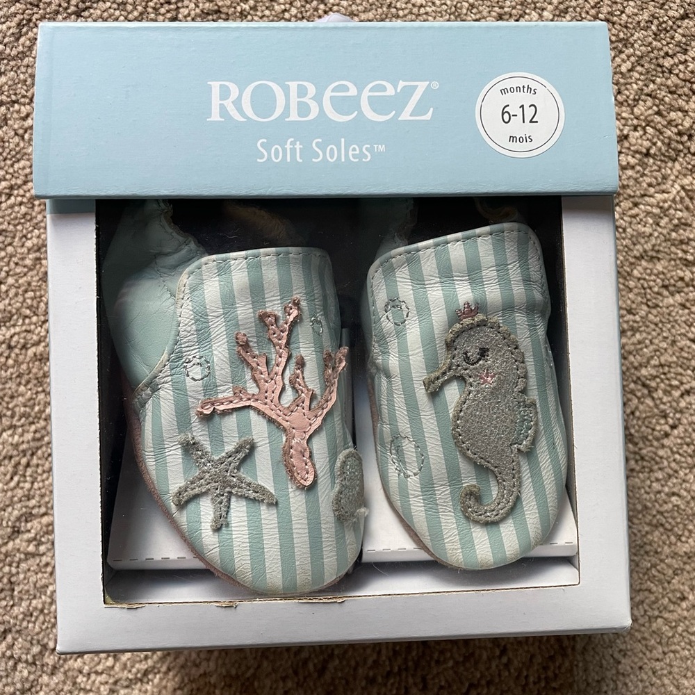 Robeez 6-12 mos.